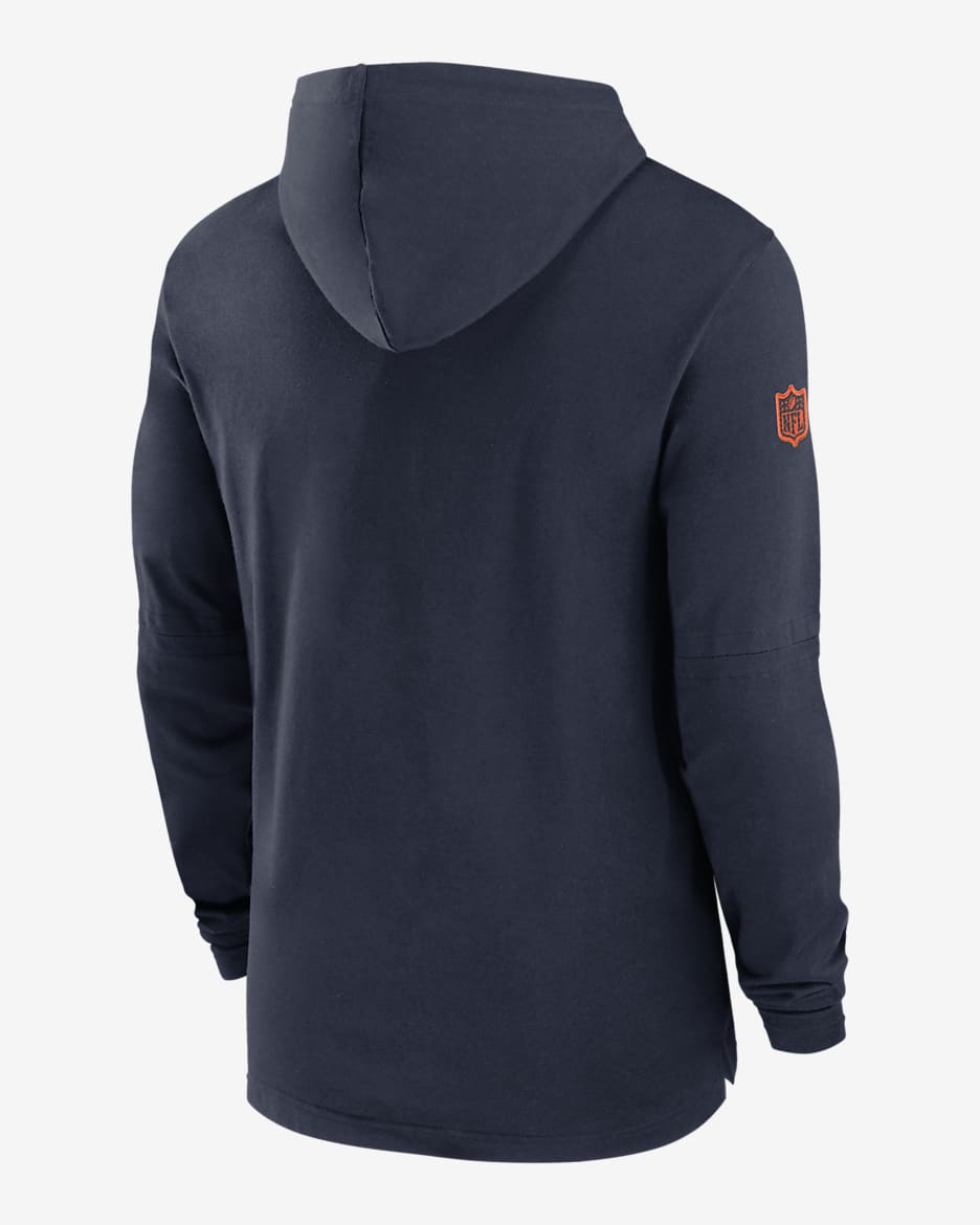 Chicago Bears Sideline Men s Nike Dri FIT NFL Long Sleeve Hooded Top. Nike